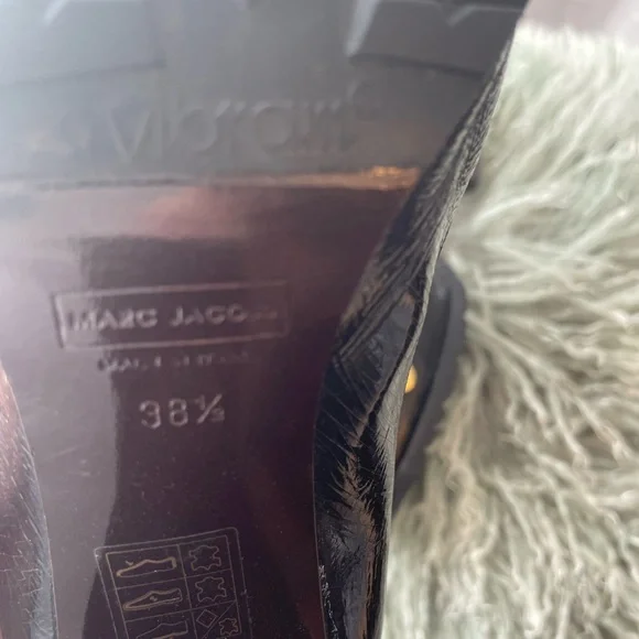 Marc Jacobs Black Loafers with Gold Chain Detail 38.5 - Picture 6 of 6